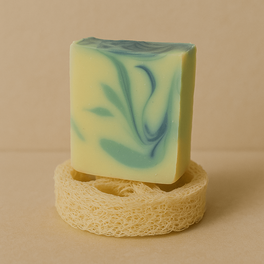 Savon artisanal parfumée à l'huile essentielle biologique de menthe poivrée