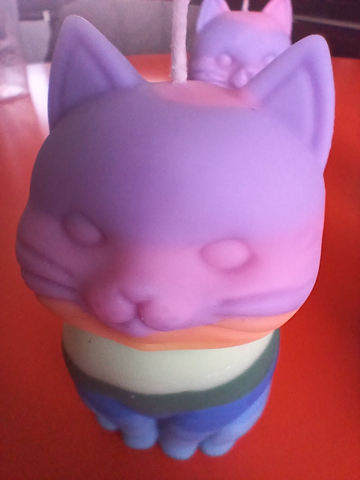 Bougie chat arc en ciel – Image 2